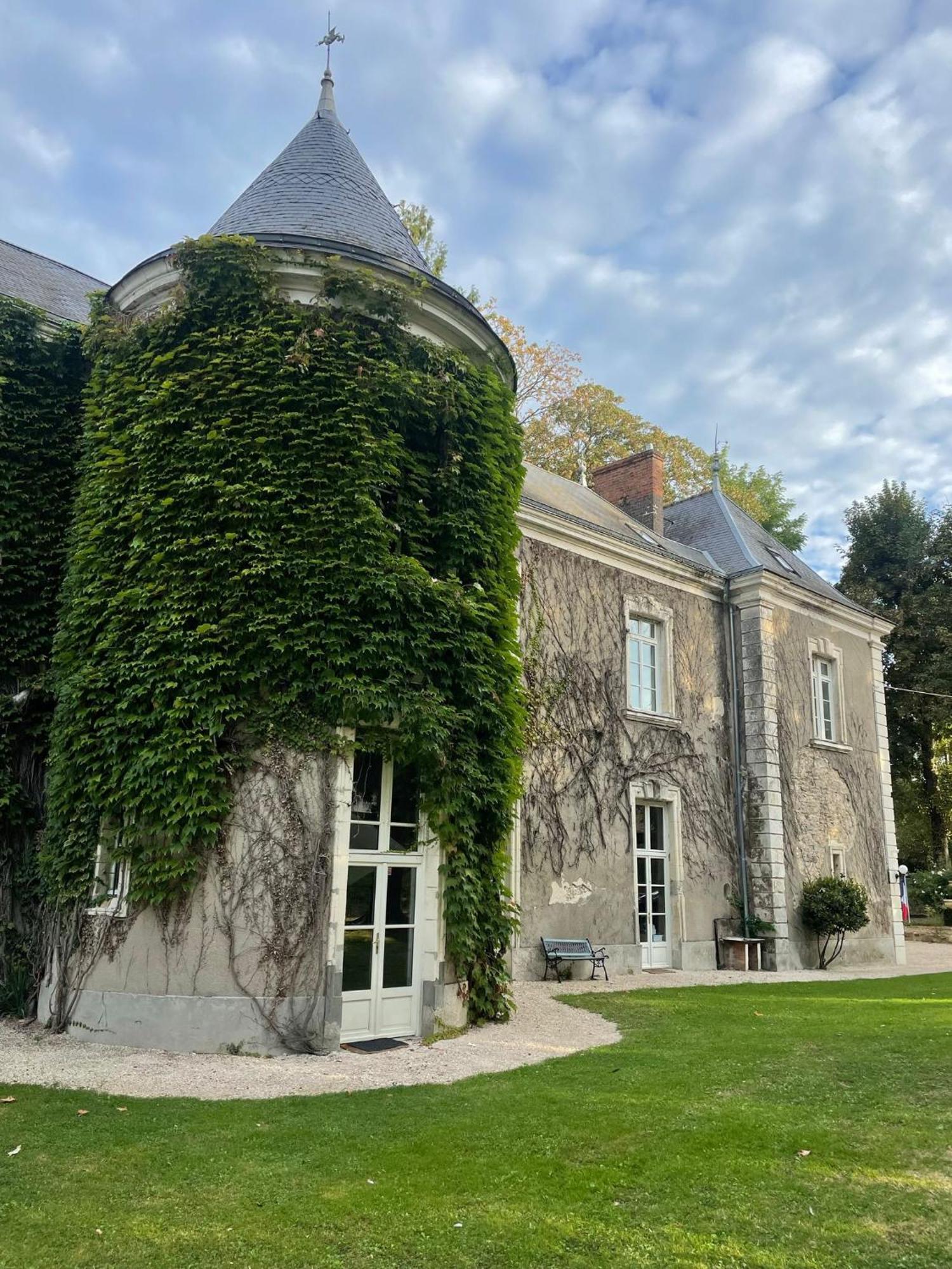 Chateau De Montaupin Oize Exterior photo